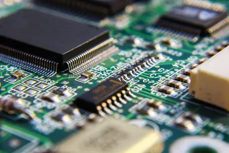 /Electronics